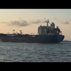 Meet your Posher, Elda